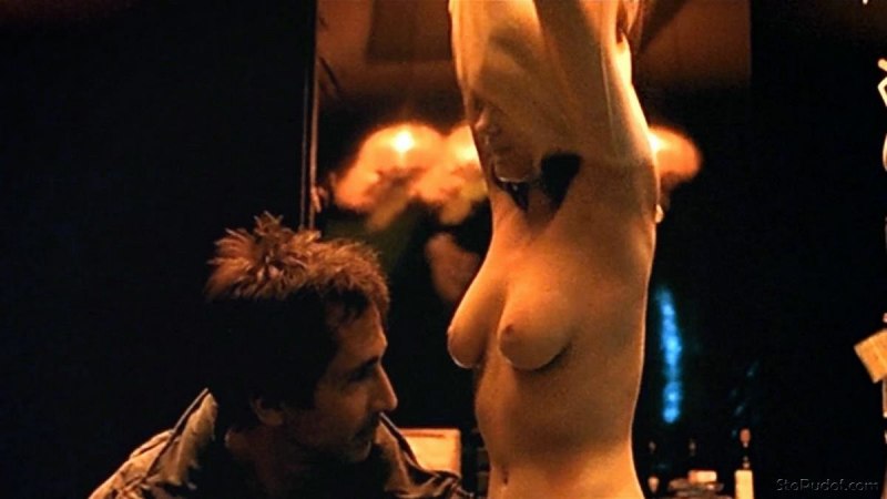 Токийская невеста (2014) ню