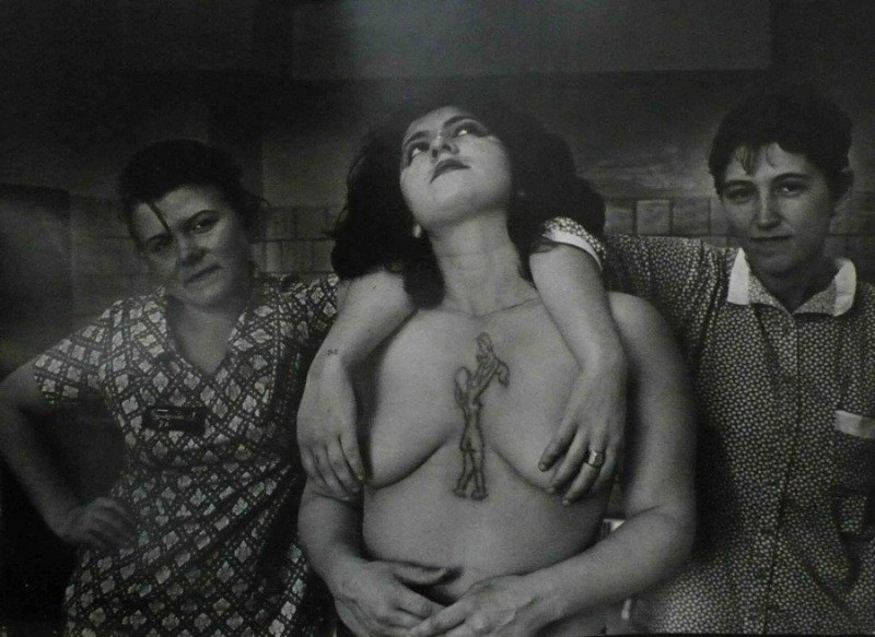 Ковырялка в женской зоне