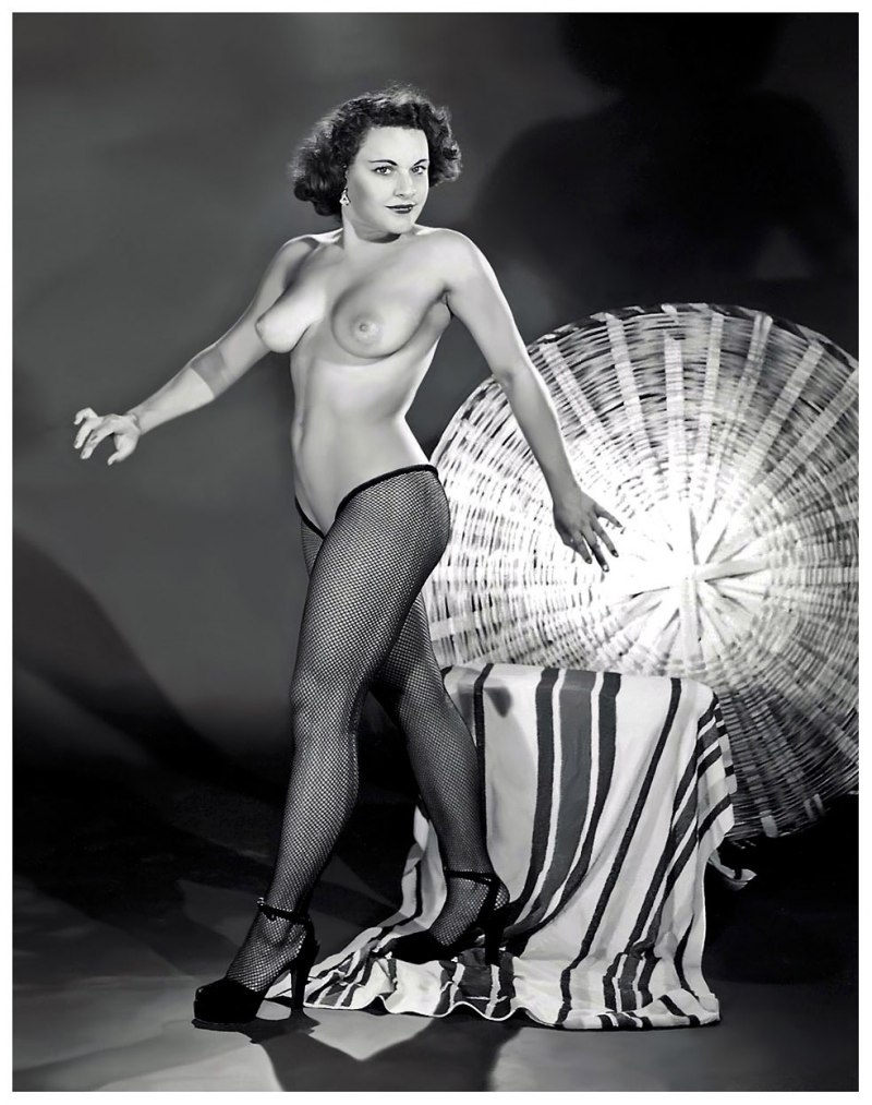 Эротический кордебалет