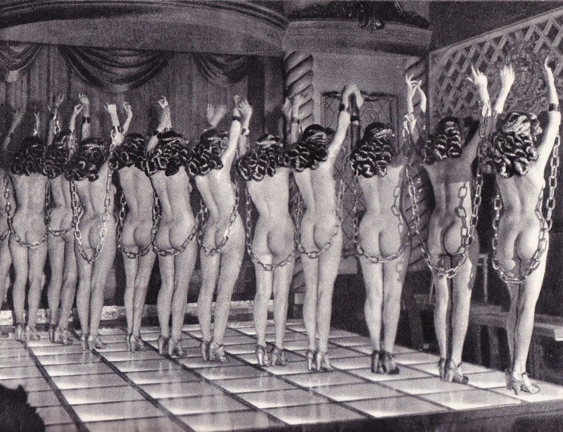 Джесси Джейн стюардесса