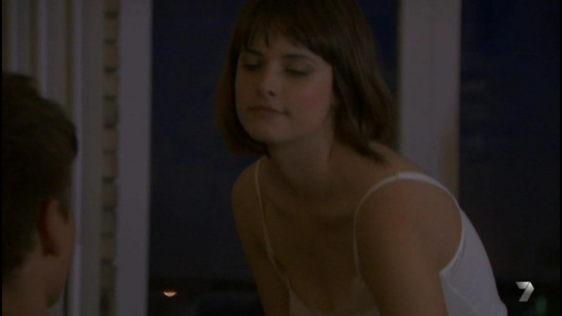 Ханна Бритланд в купальнике