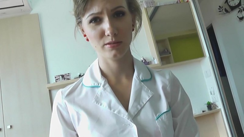Трах медсестры в белом халате
