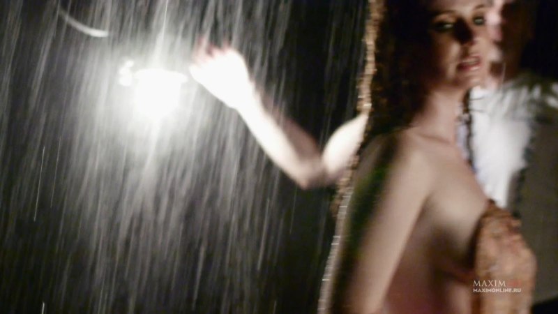 Частное ню знаменитостей