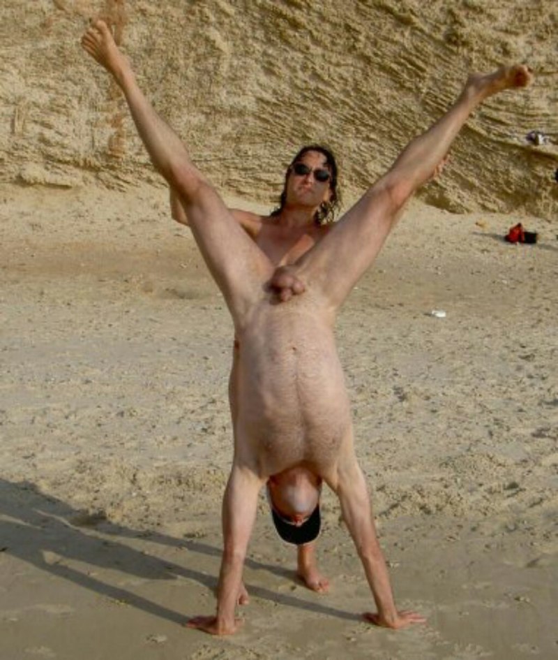 Прикольные голые парни