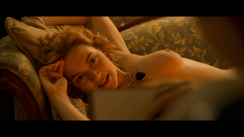 Блайт Даннер сцены с обнажением