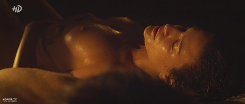 Софья Володчинская топлес