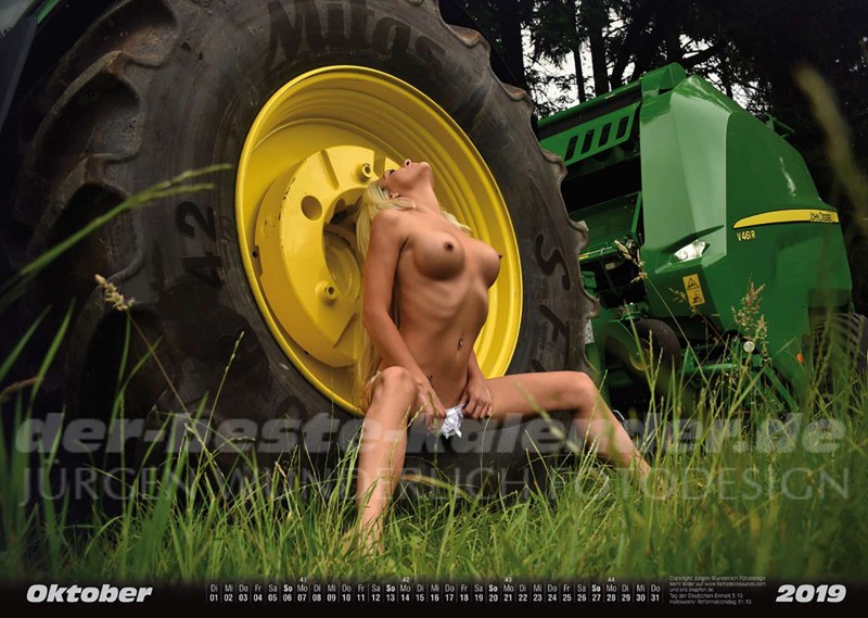 Эротический календарь на август 2019