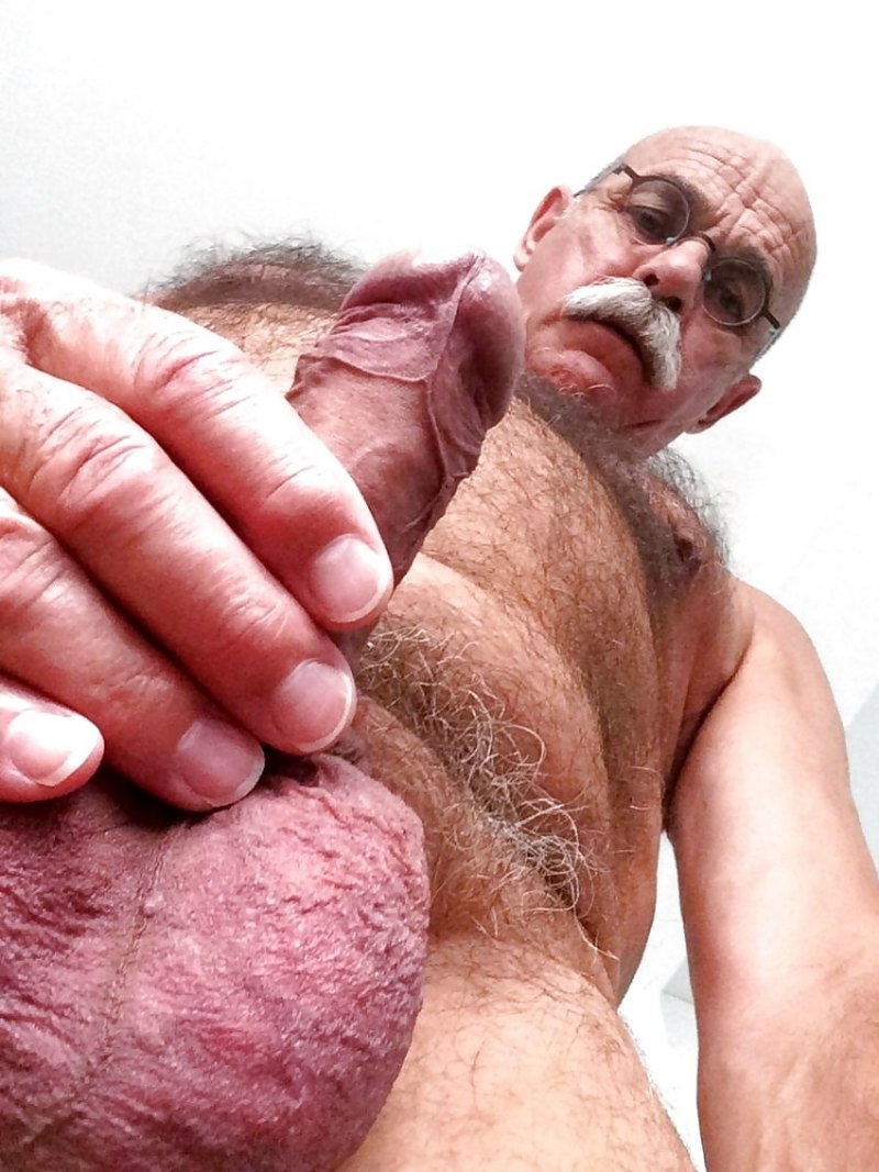 Старые члены крупным планом