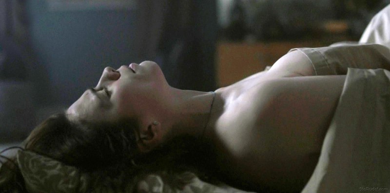 Черное зеркало эротические сцены