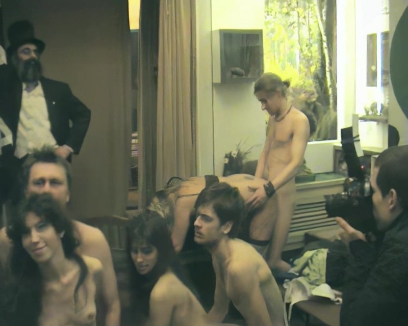 Оргия в биологическом музее Толоконникова