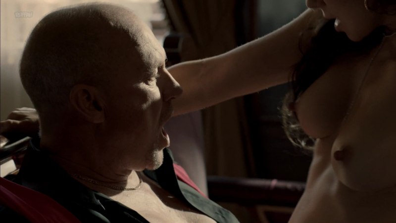 Breann MCGREGOR голая фотомодель попа