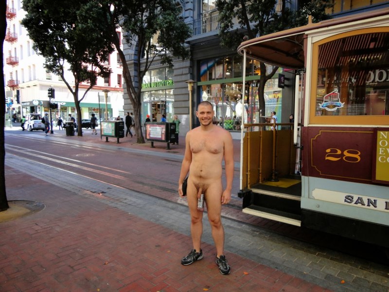 Эксгибиционизм у мужчин