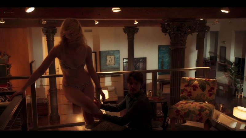 Эль Фаннинг сосок