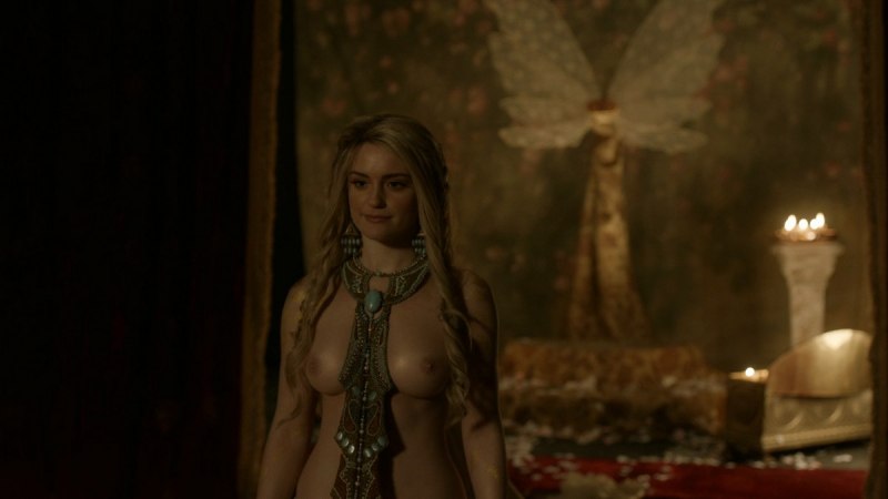 Алисия Агнесон Викинги голая