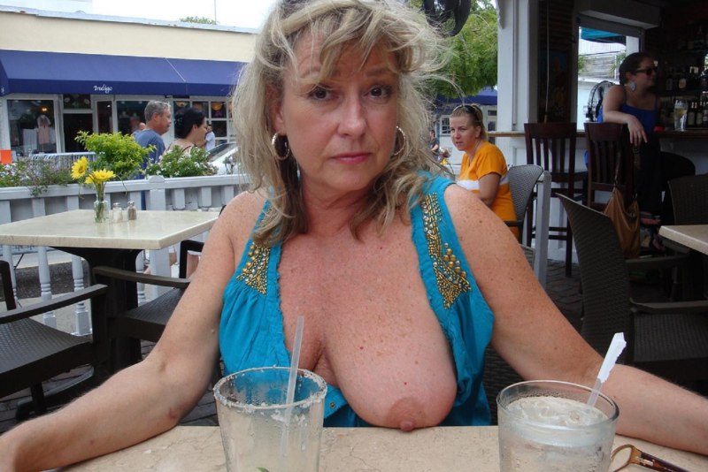 Немолодые женщины без комплексов