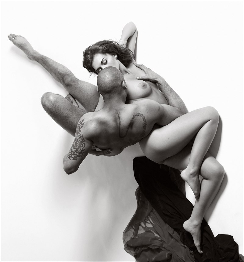 Черно белый Эротический сюрреализм