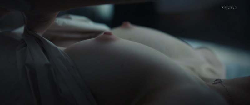 Яна Енжаева танцует стриптиз сериал Sпарта