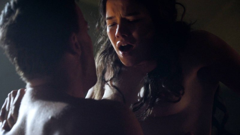 Ханна Мэнгэн Лоуренс голая