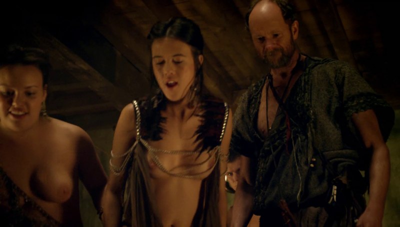 Ханна Мэнгэн Лоуренс nude