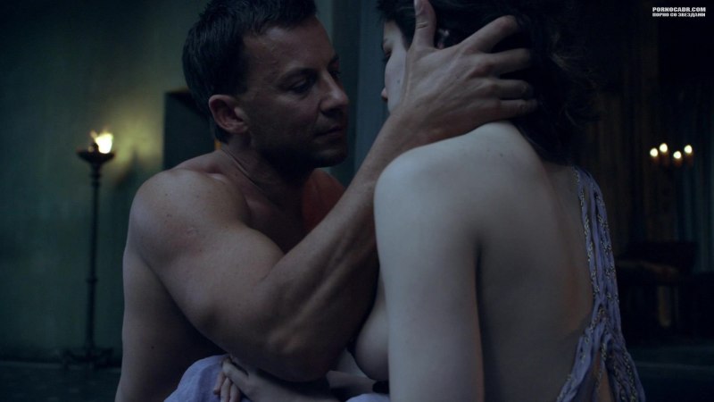 Ханна Мэнгэн Лоуренс голая