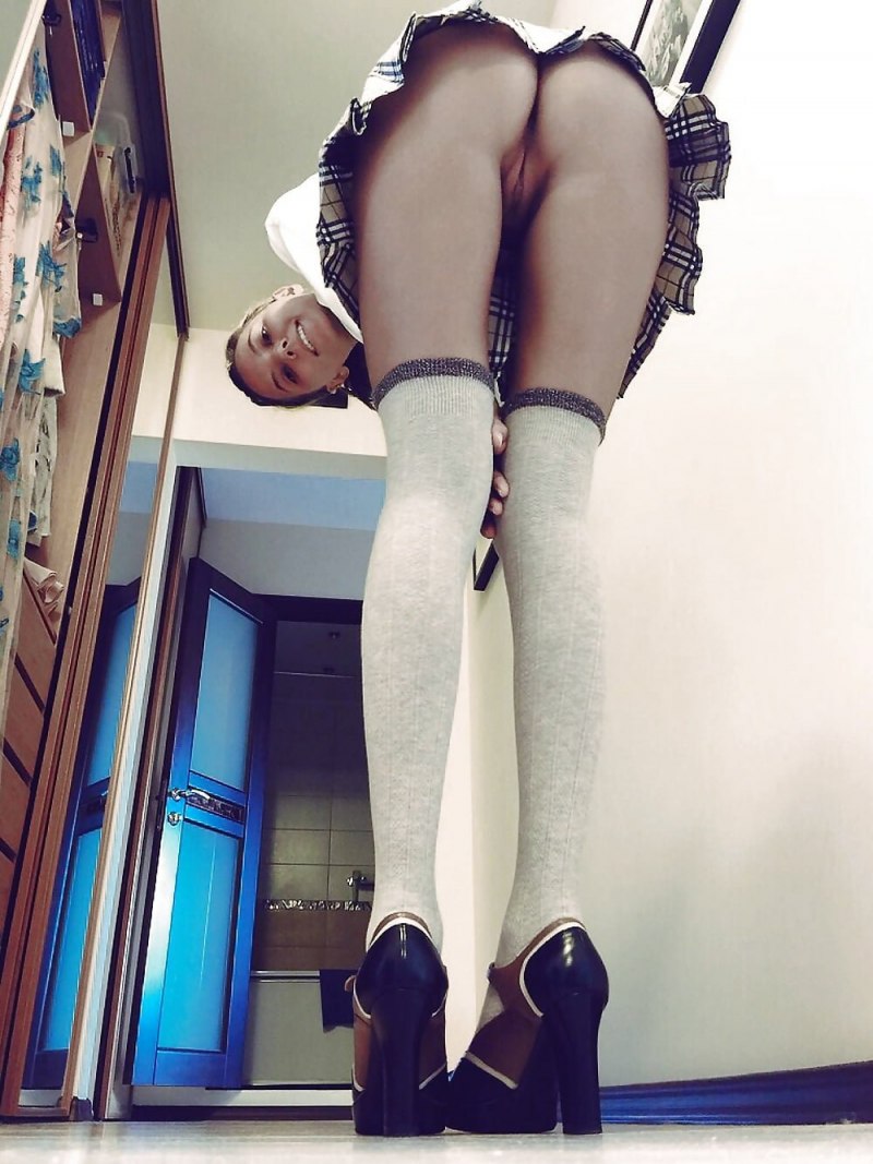 Селфи попы без трусиков