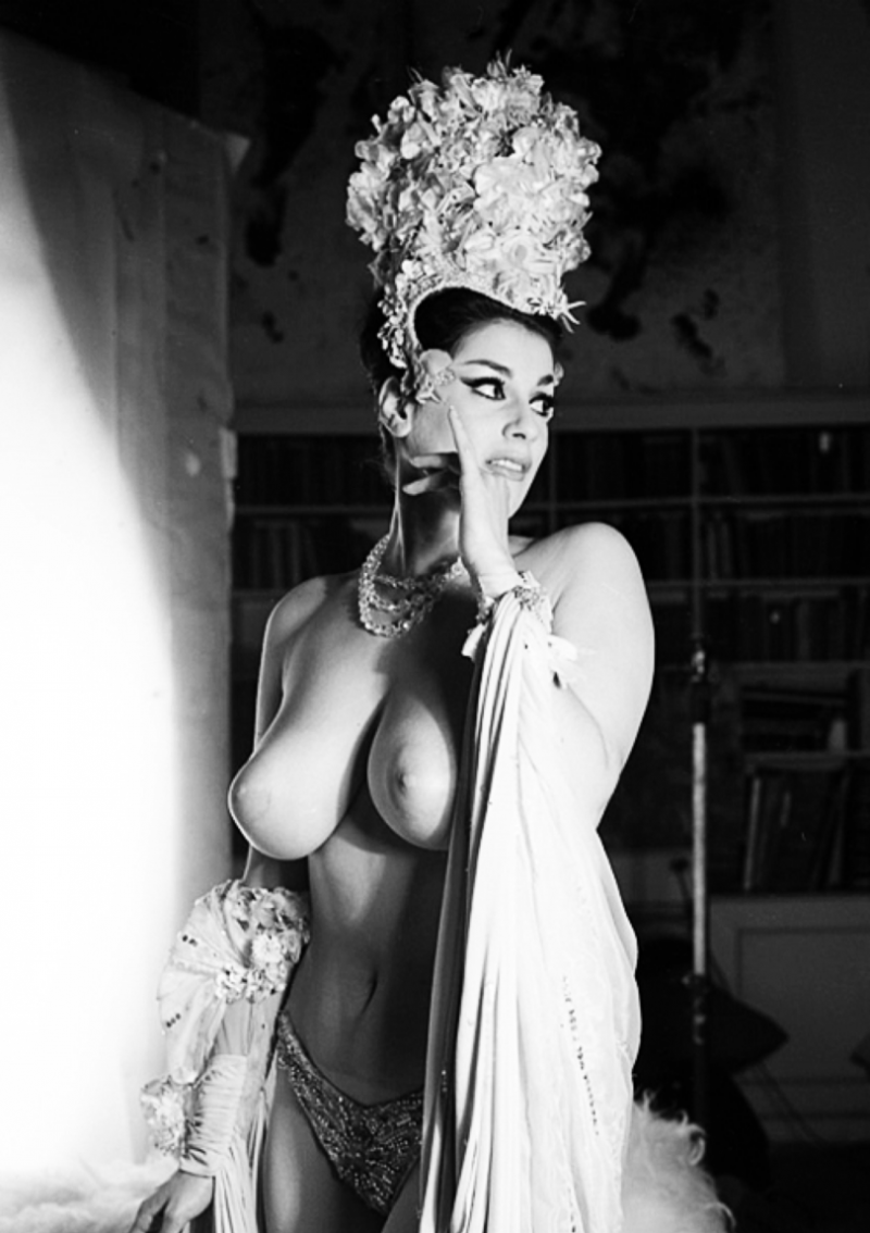 Актрисы эротического жанра