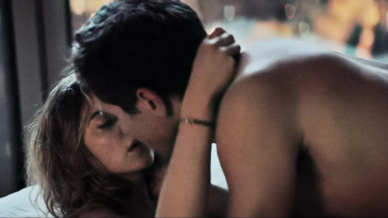 Имоджен Путс постельные сцены