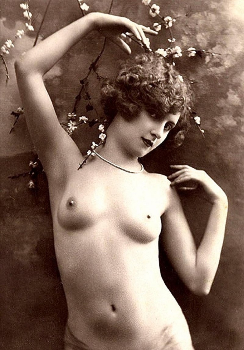 Голые женщины прошлого века