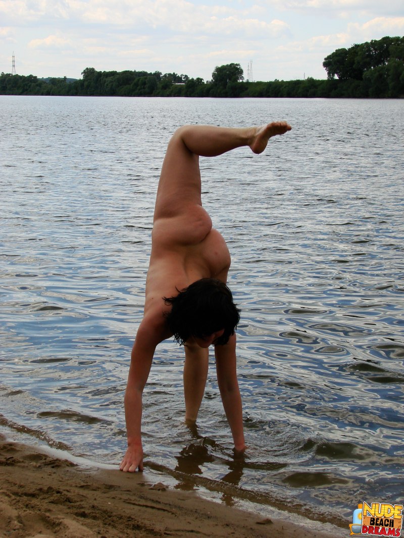 Голые русские мужики на пляже