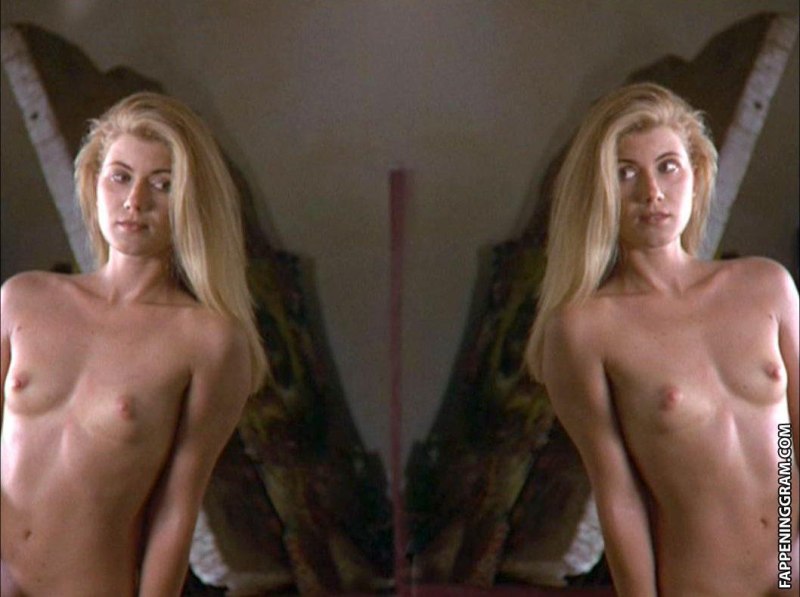 Голая Бриджет Энн Брно