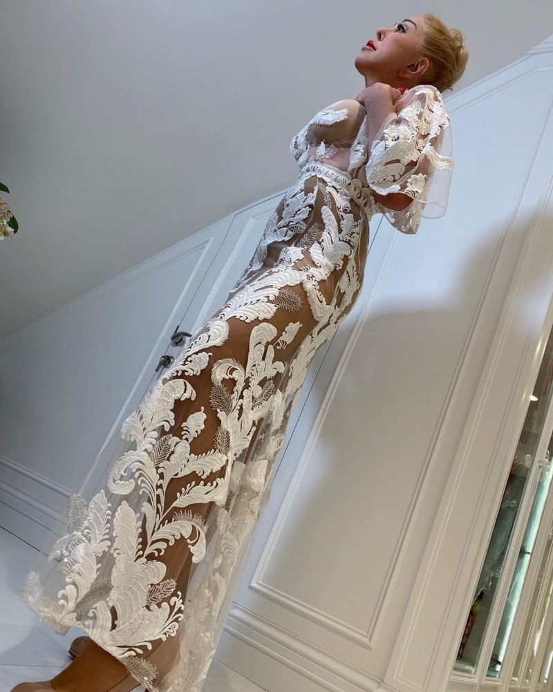 Любовь Успенская платья