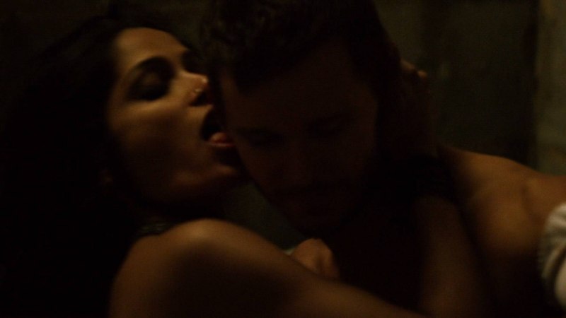 Фрида Пинто эротические сцены