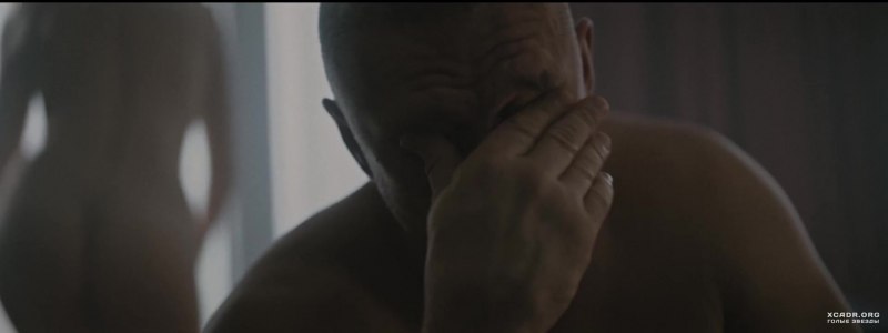 Екатерина Маликова в клетке