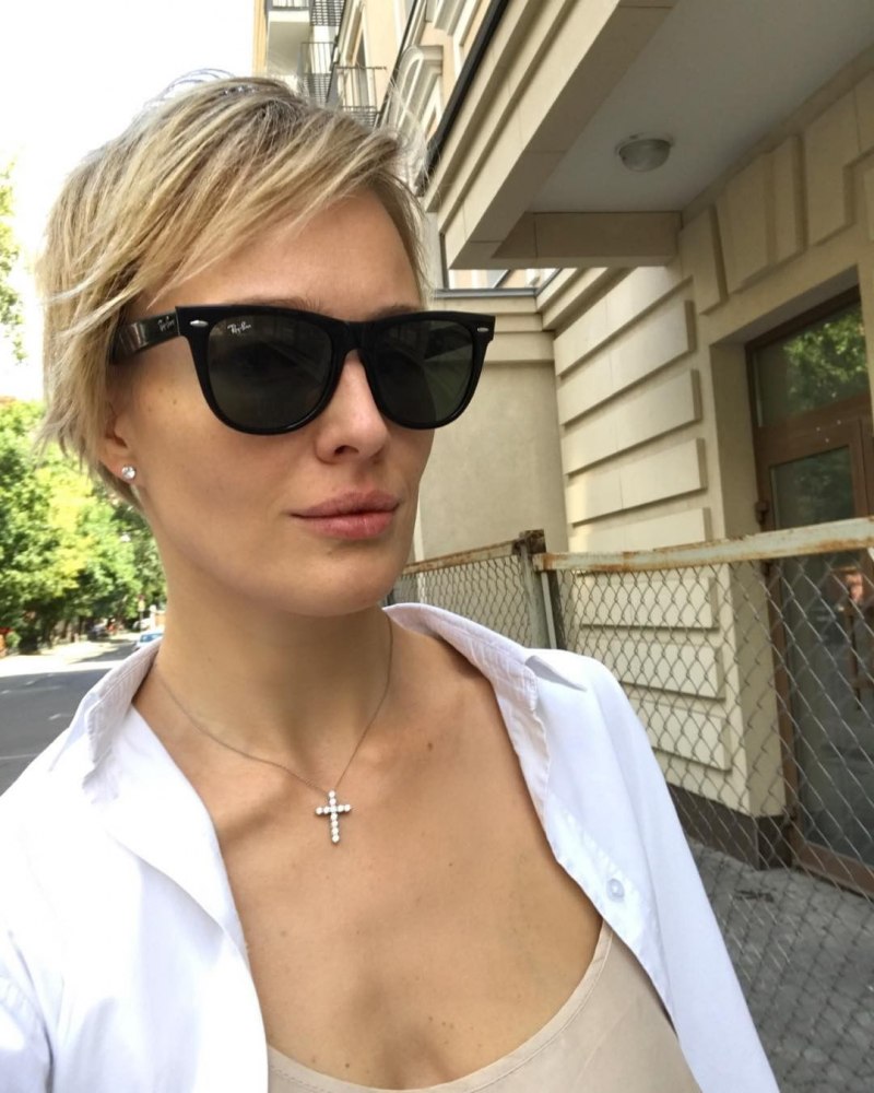 Екатерина Енокаева бикини