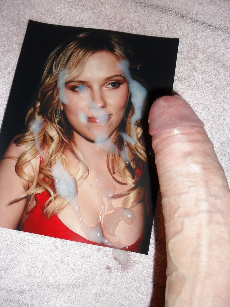 Мужчина кончает в женщину