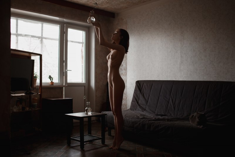 Доброе утро с голой женщиной