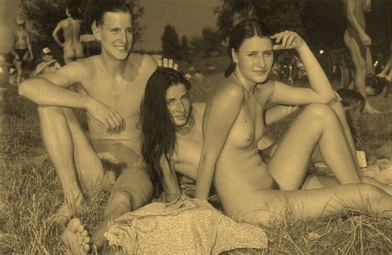 Семейный натуризм ретро