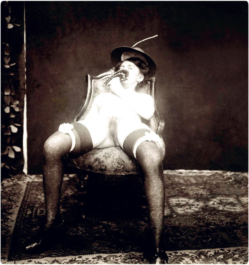 Винтажные голые женщины