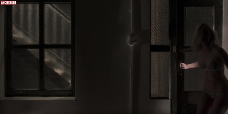 Эль Фаннинг эротические сцены