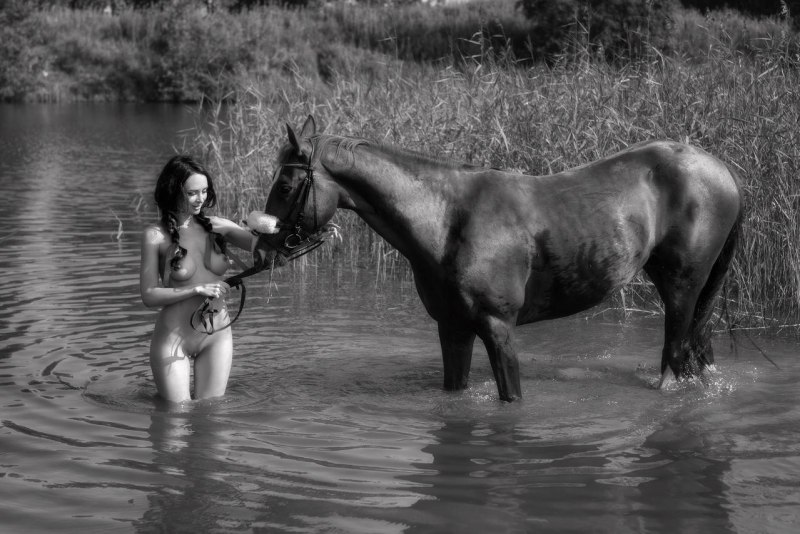 Купание голышом подсмотренное