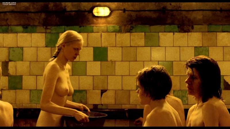 Голые сцены из фильмов в бане
