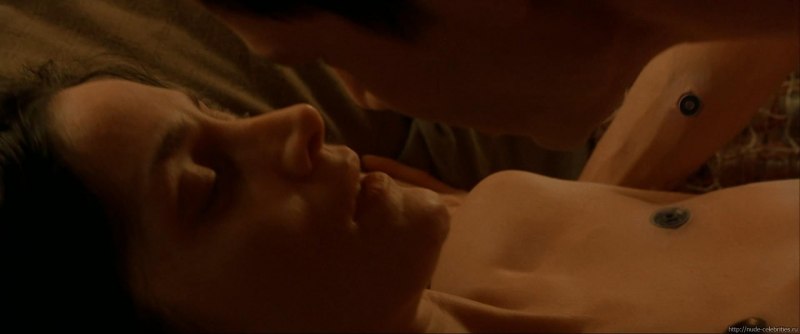 Carrie Anne Moss эротические сцены