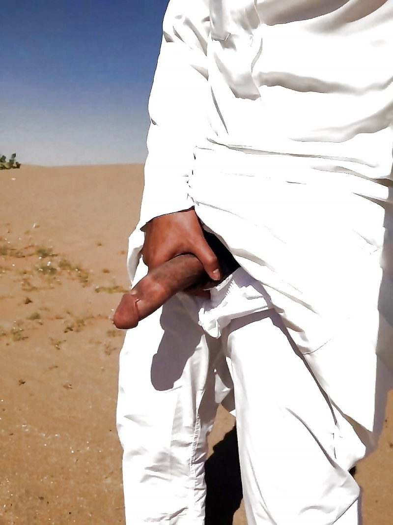 Голые египетские парни