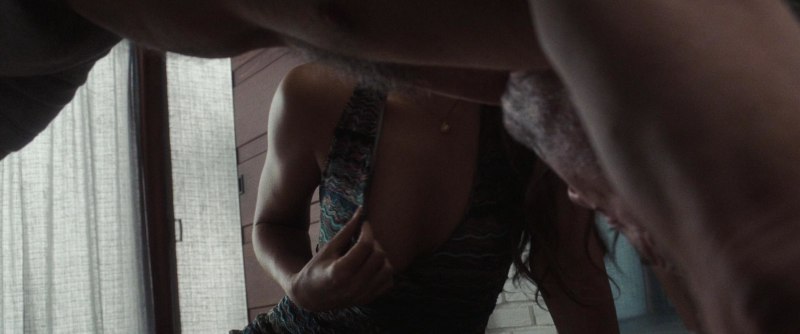 Голая Мун Бладгуд эротические сцены