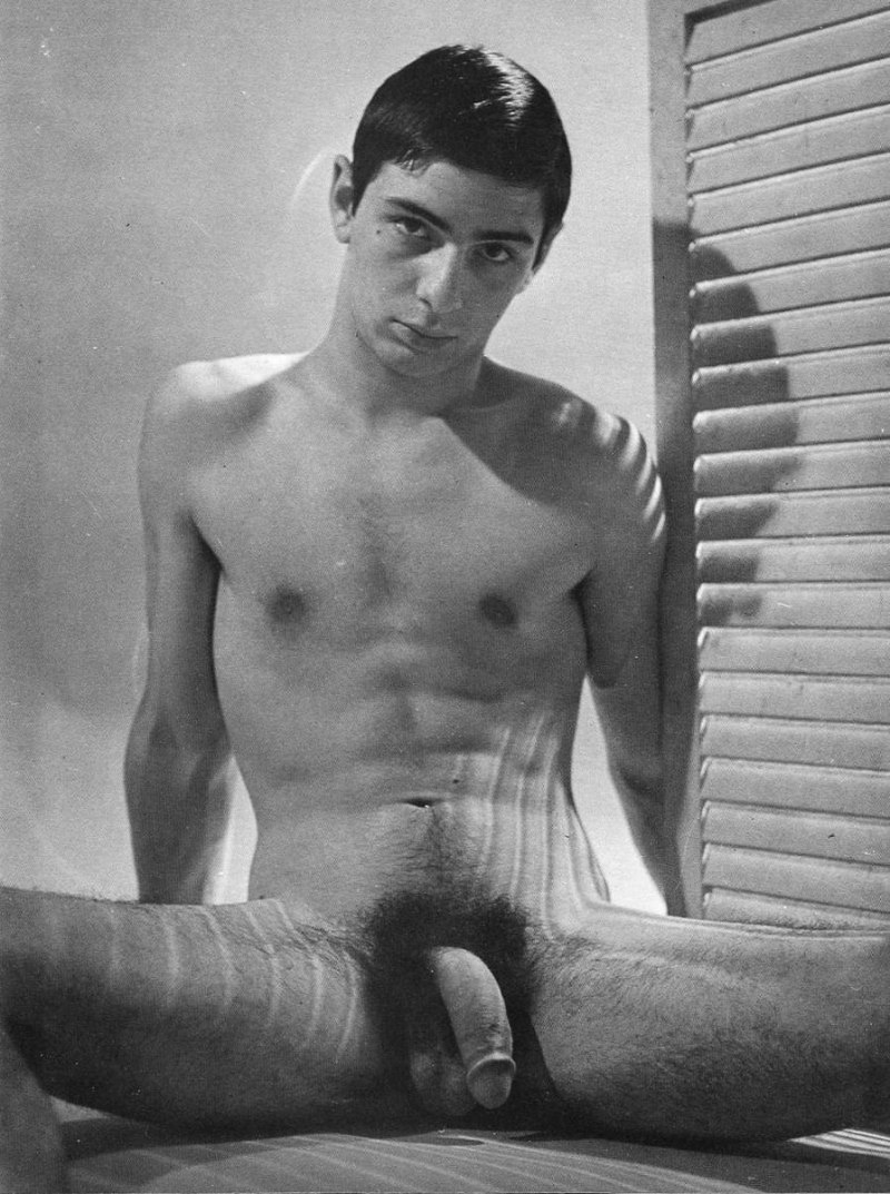 Фотосессия голых мужчин