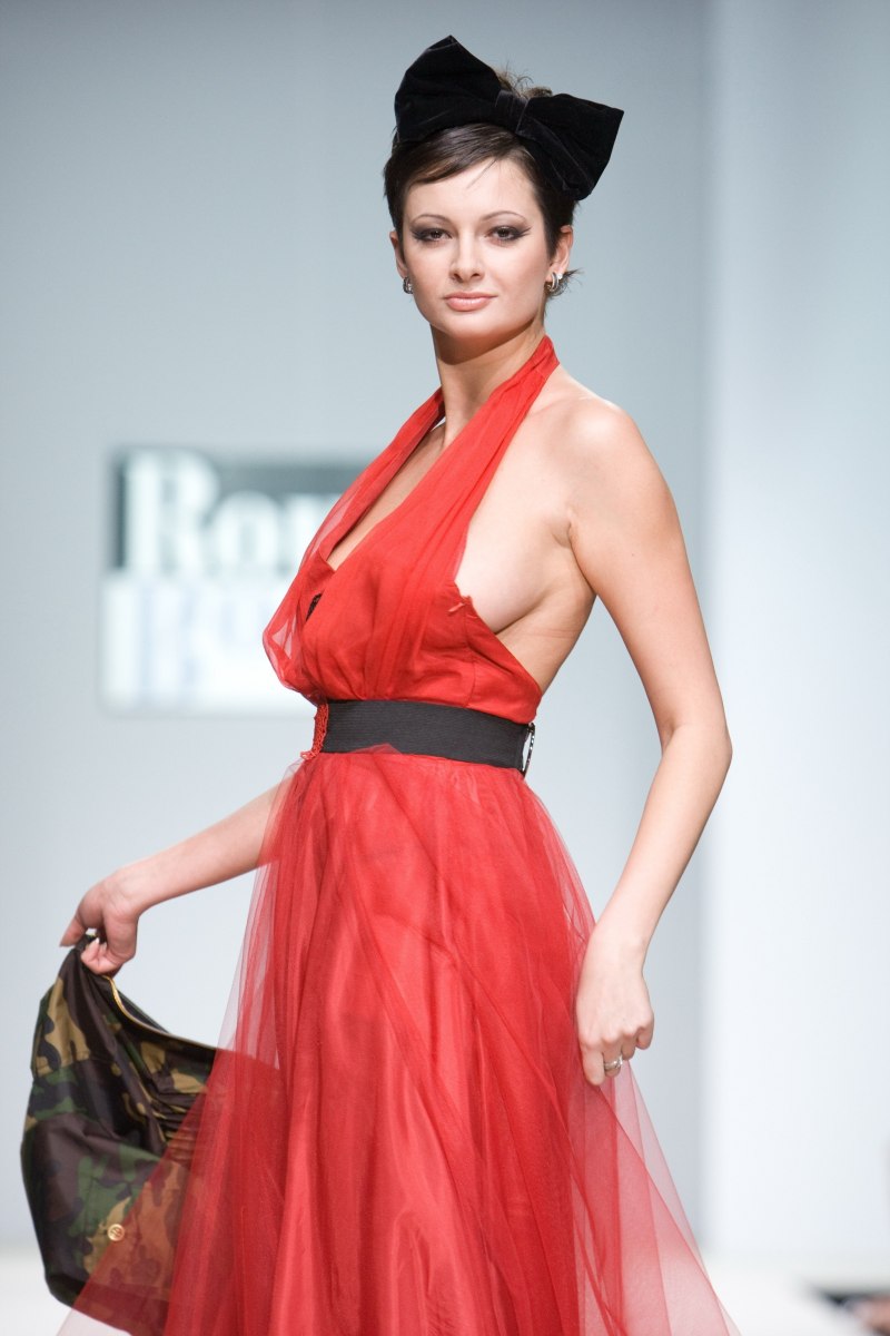 Виктория Бекхэм в купальнике