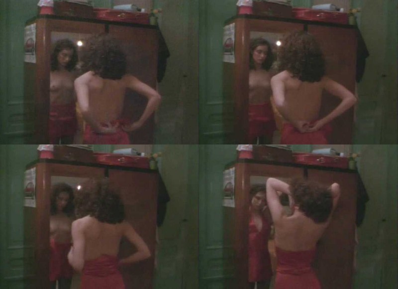 Free Preview of Madeleine Stowe naked in Blink