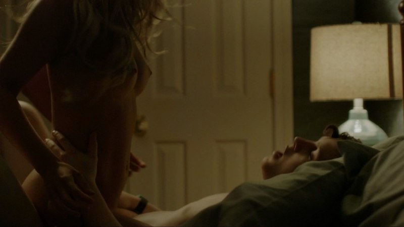 Марла Малкольм в Blood car nude