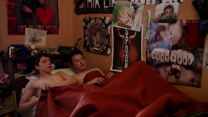 Ноэль Фишер без майки