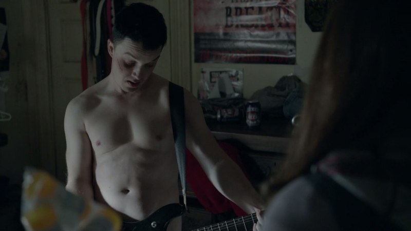 Эмми Россум бесстыжие сцены